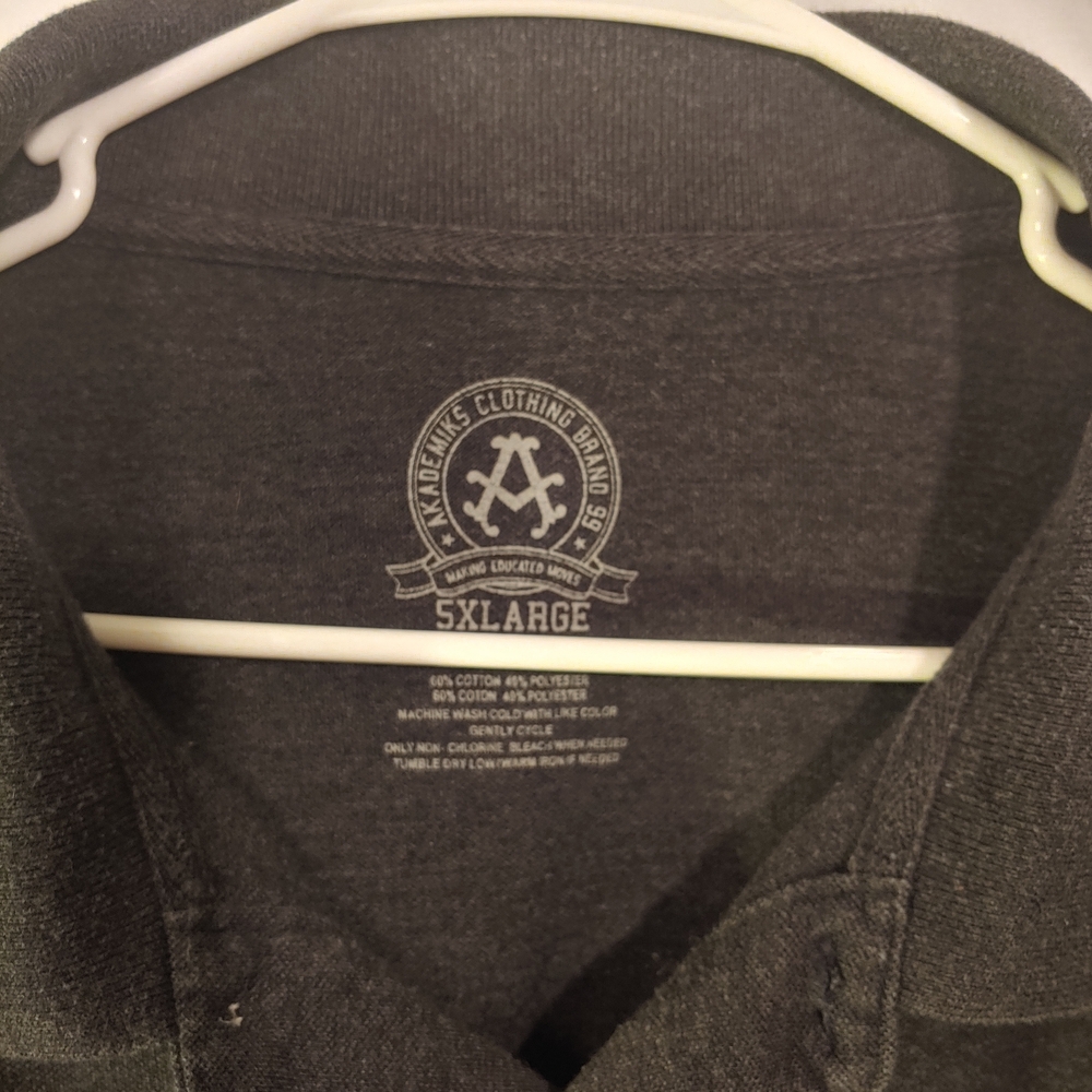 Akademiks Classic Polo Charcoal Men's 5X W/ Fuzzy Textured Akademiks Patch - Picture 2 of 4